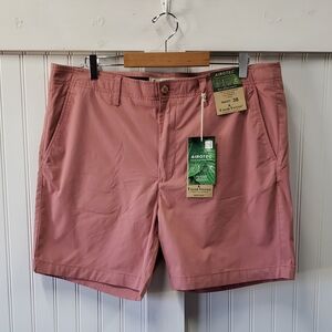Tailor Vintage NWT Men's Airotech Canaan Slim Fit Nantucket Red Shorts Size 38